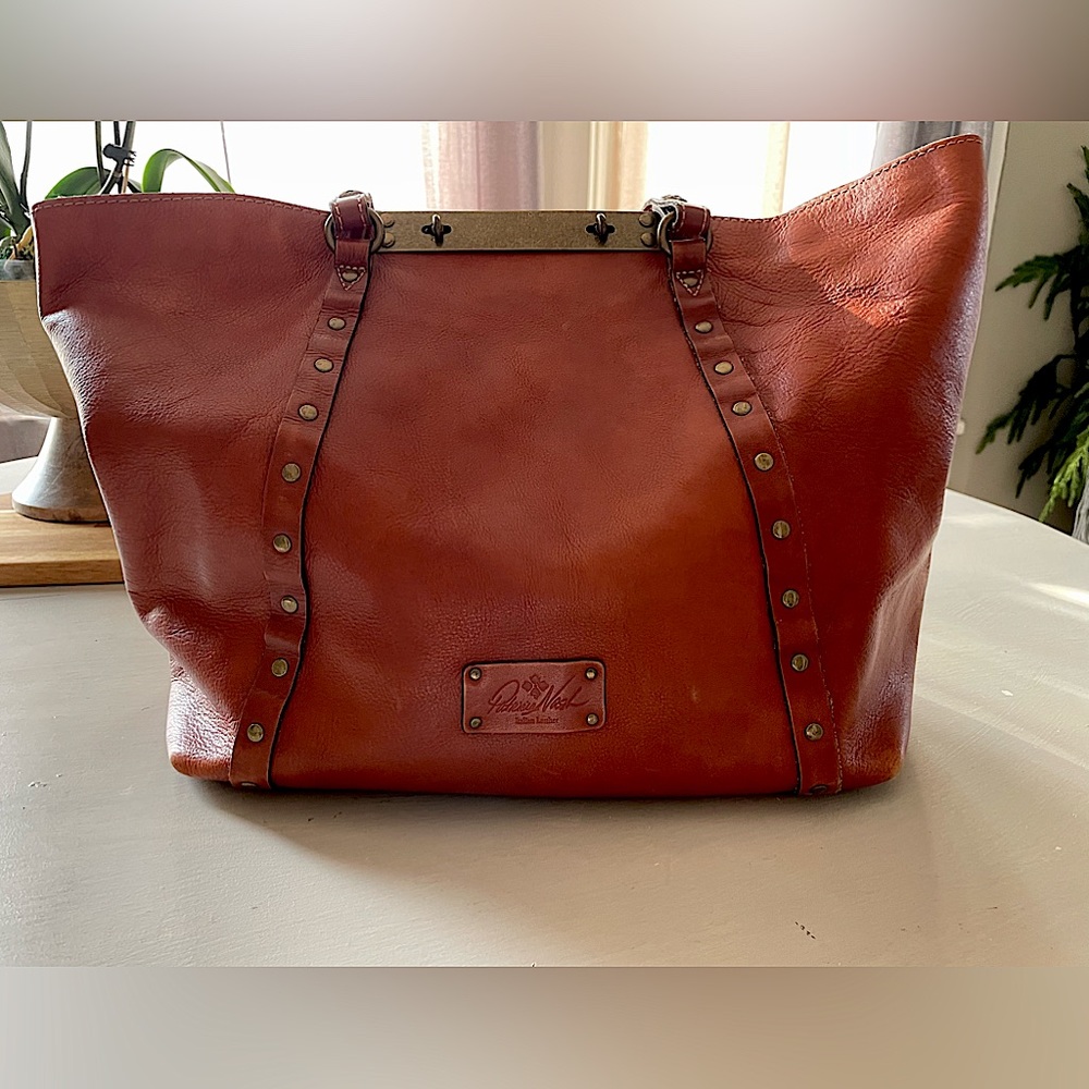 Patricia Nash Bevenuto leather tote
